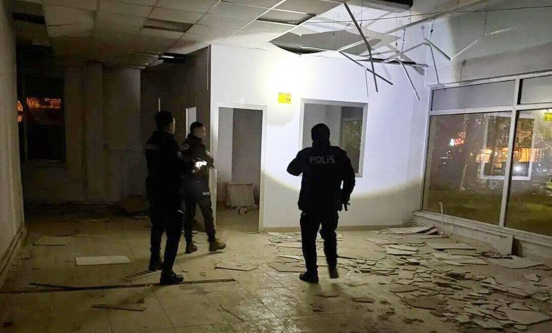 AFYONKARAHİSAR (AA) – Sandıklı ilçe Emniyet Müdürlüğü ekipleri tarafından huzur