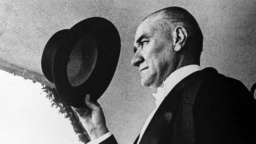 Türkiye Cumhuriyeti’nin kurucusu Gazi Mustafa Kemal Atatürk’ün ebediyete intikalinin üzerinden