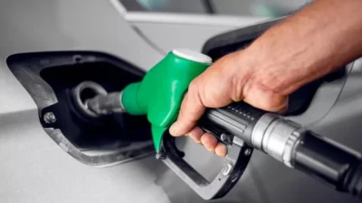 Küresel enerji piyasalarında yaşanan düşüş ve döviz kurlarındaki stabil seyir,