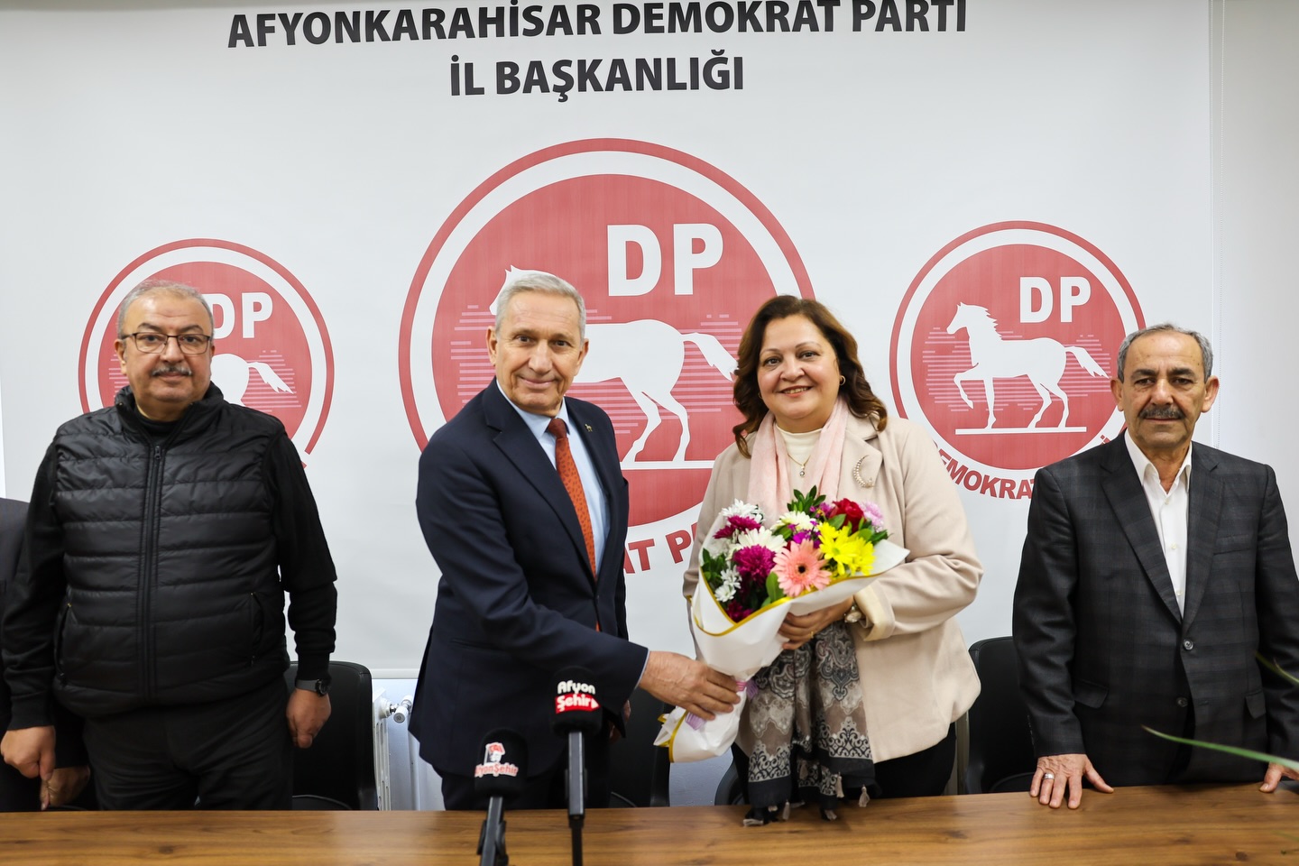 Afyonkarahisar’da siyasi diyalog güçleniyor