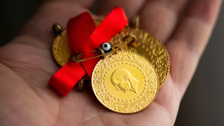 22 Aralık 2025 haftasına piyasalar, altına olan devasa taleple başladı.