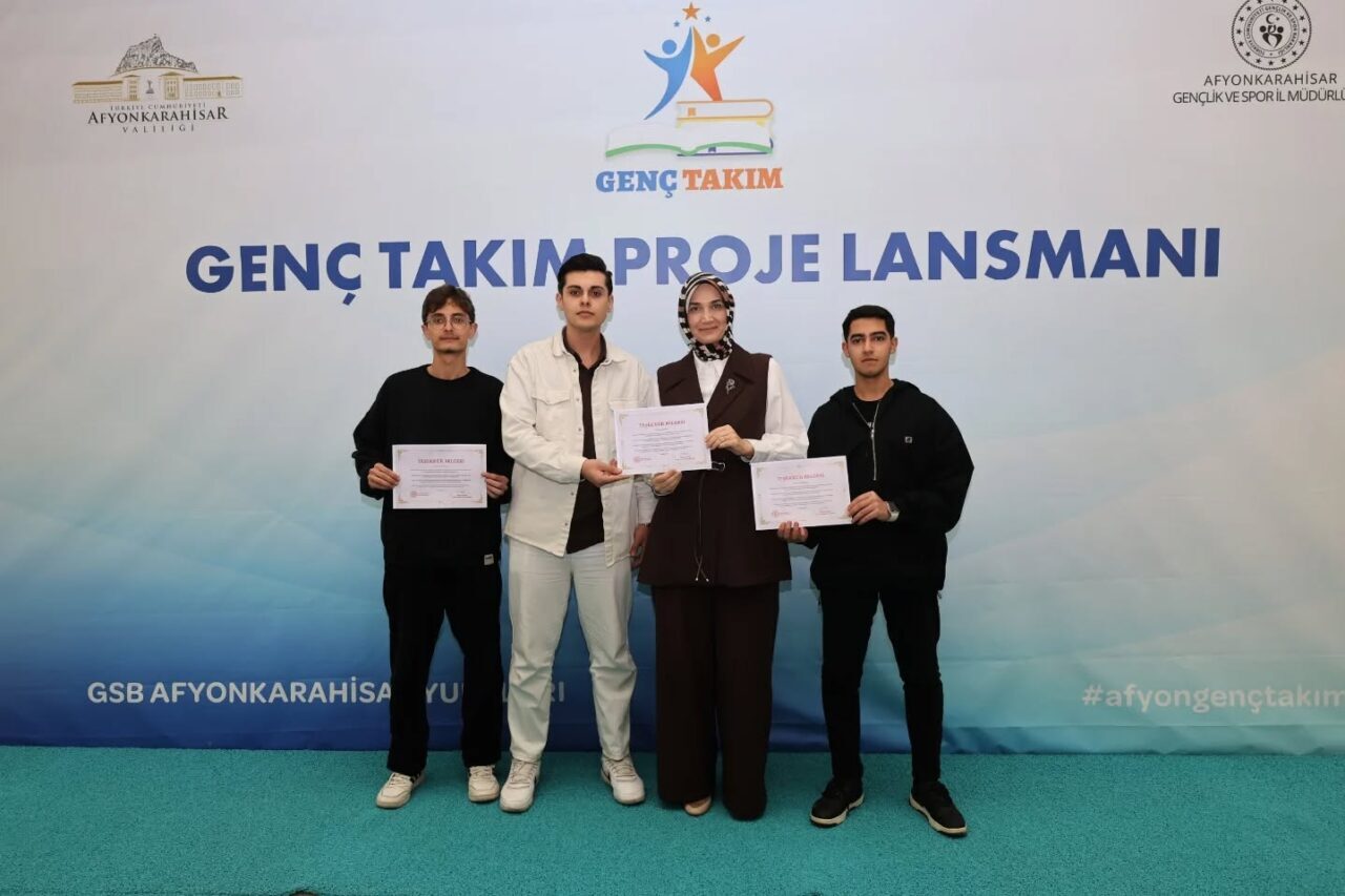 AFYONKARAHİSAR (AA) – Afyonkarahisar'da Gençlik ve Spor İl Müdürlüğü koordinasyonunda