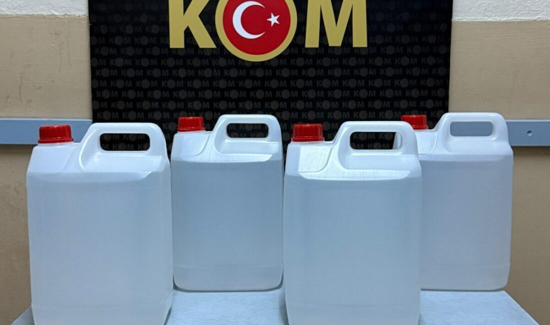 AFYONKARAHİSAR (AA) – Afyonkarahisar'ın Sultandağı ilçesinde bir evde 20 litre