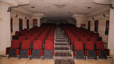 Anadolu Ajansı (AA), YPG’nin Aynularab bölgesine bağlı Sırrin beldesinde inşa