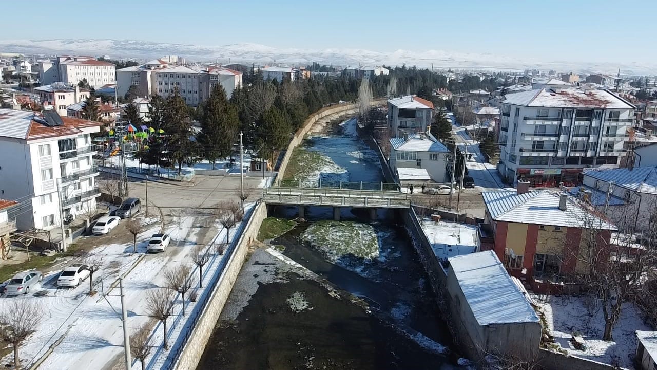 Afyonkarahisar – Gali Çayı buz tuttu