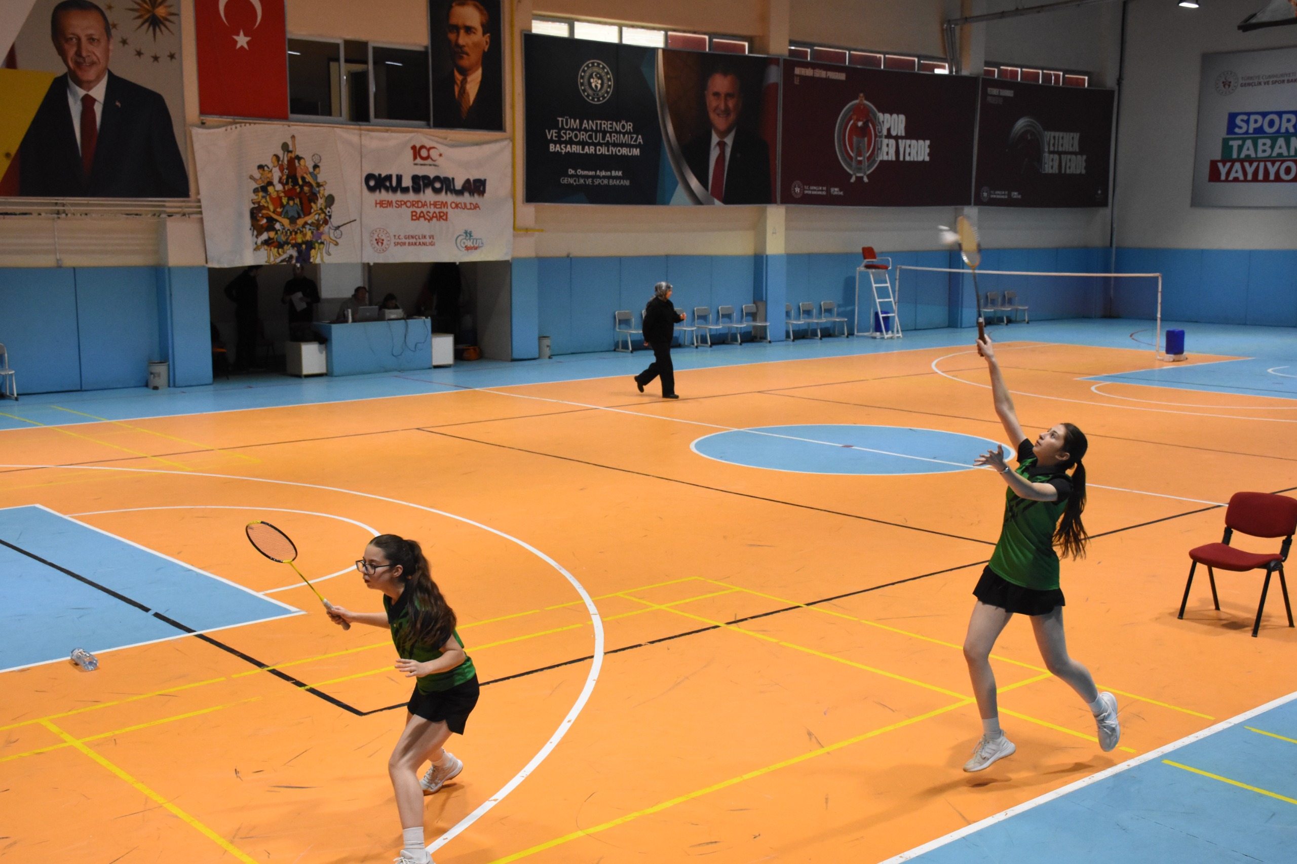 Badminton müsabakaları sona erdi