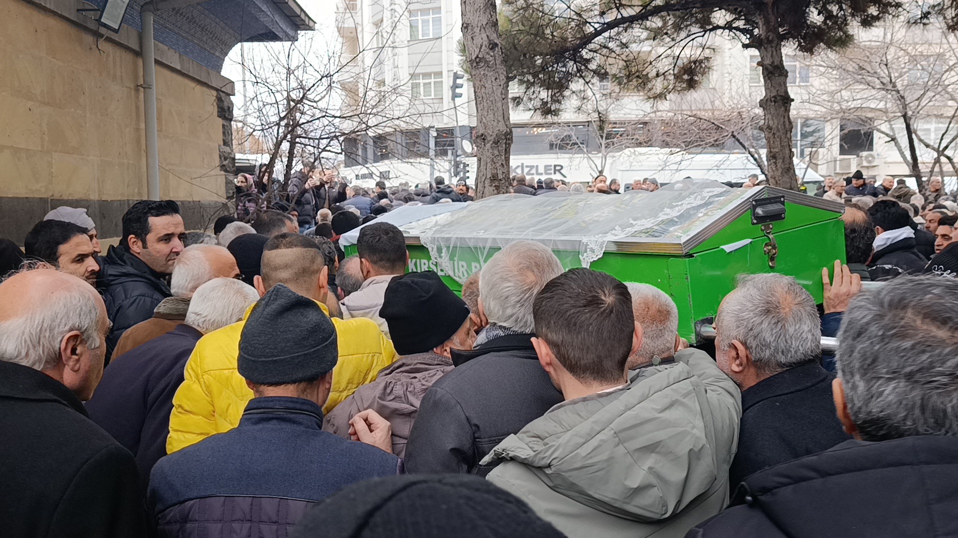 Katledilen Gözde için gözyaşları sel oldu!