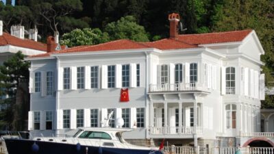 Boğaz’ın en görkemli yapılarından biri olan tarihi yalının hissesi için