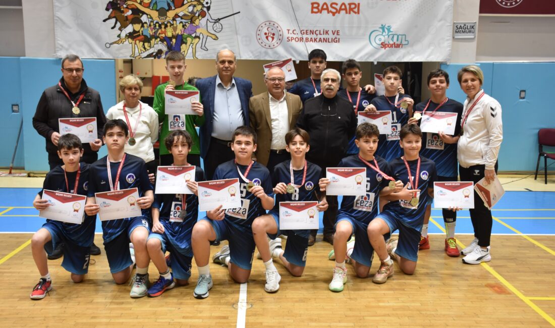 Müsabakalara 8 farklı ilden toplam 15 takım ve yaklaşık 250