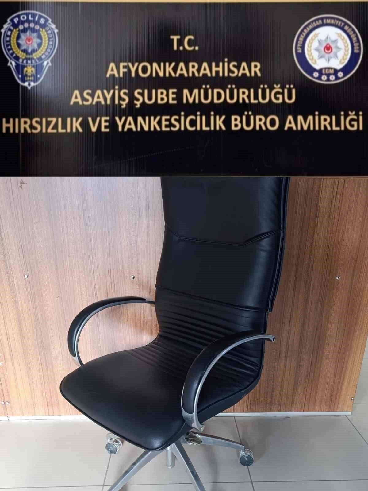 Girdiği iş yerinden koltuk çaldı