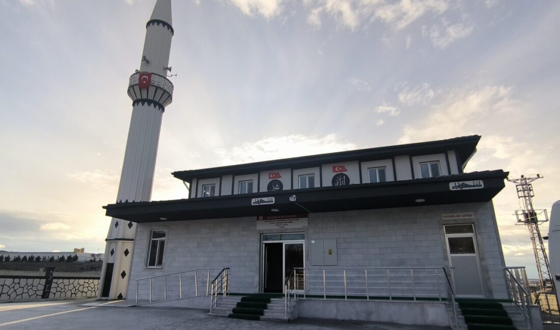 AFYONKARAHİSAR (AA) – Afyonkarahisar'ın İscehisar ilçesinde "Şehirlerin Kalbi Camilerde Buluşalım"