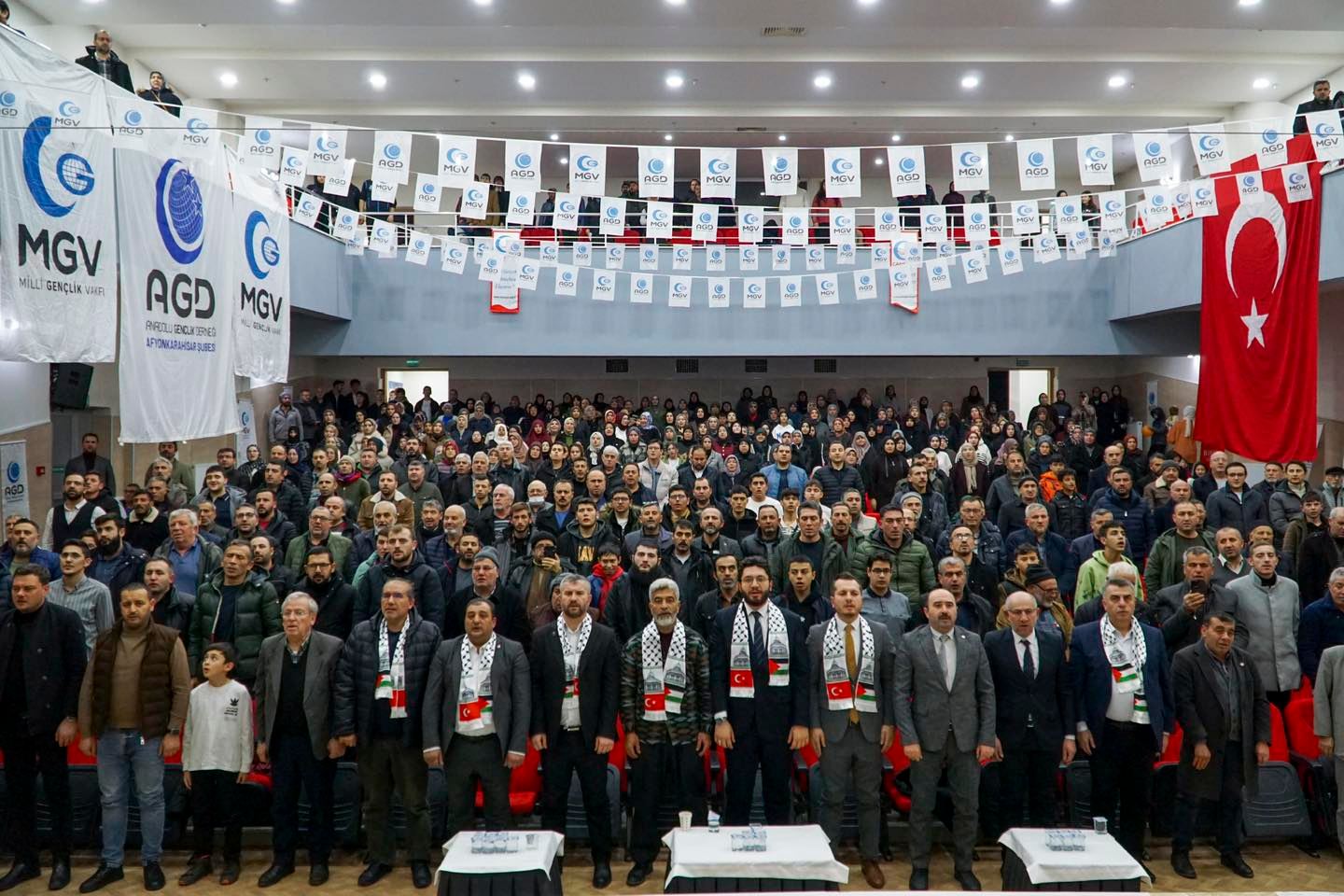 Mekke’nin Fethi ve Kudüs Gecesi’ne yoğun katılım