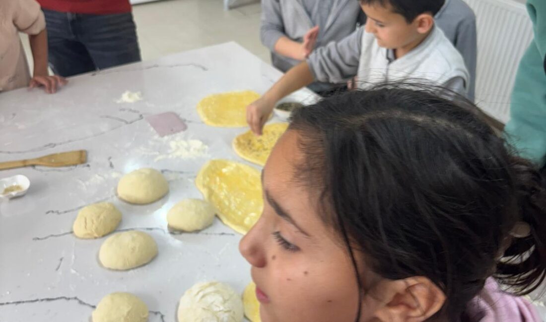 Geleceğin Aşçıları İyilik İçin Hamur Yoğurdu Çobanlar Kadın Kültür Evi’nde