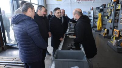 Esnafın talepleri birebir dinlendi Ziyaret programına Milletvekili Arslan ve Belediye