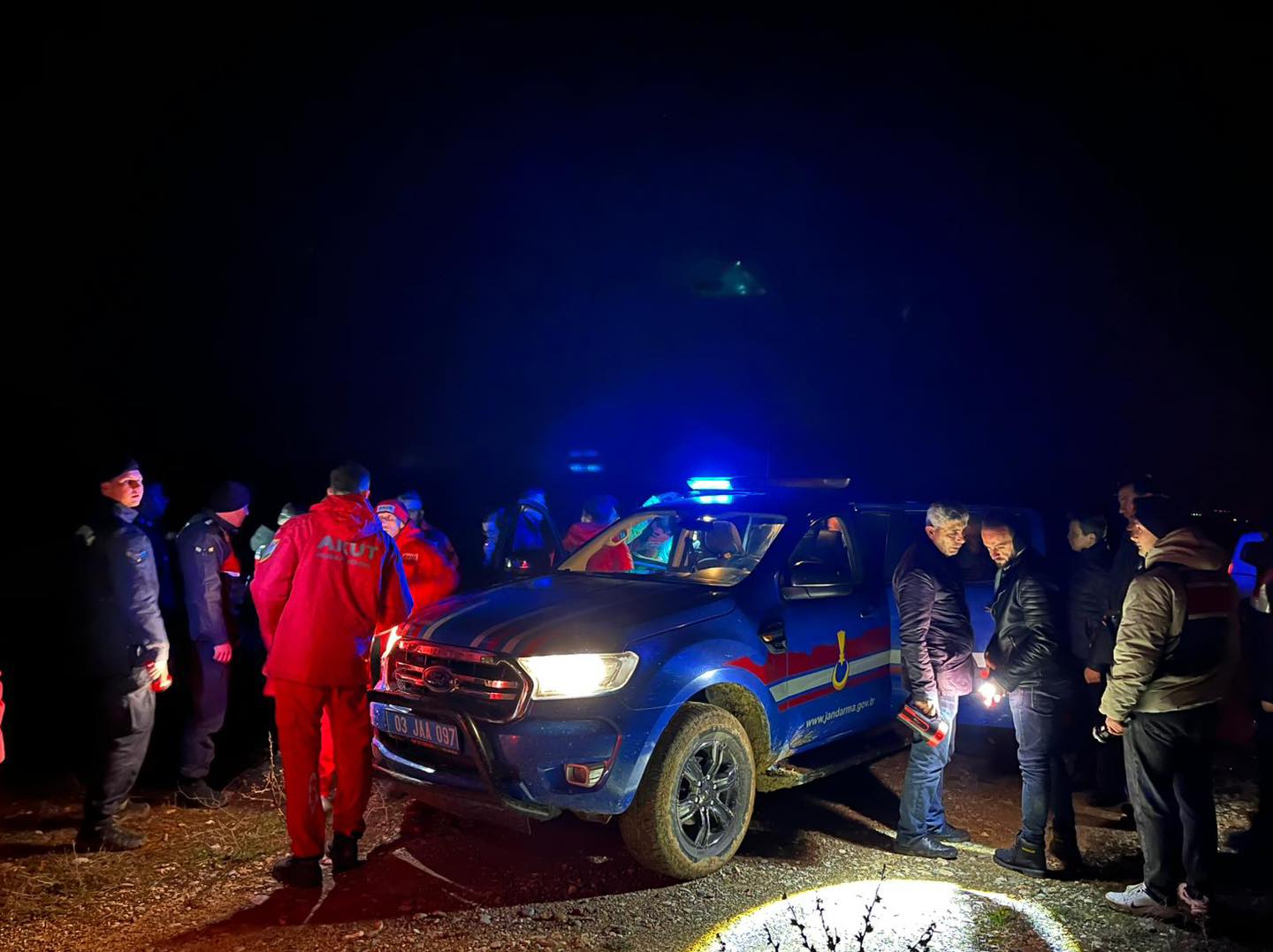 Dazkırı’da korkutan kayıp vakası: Jandarma ve halk el ele verdi!