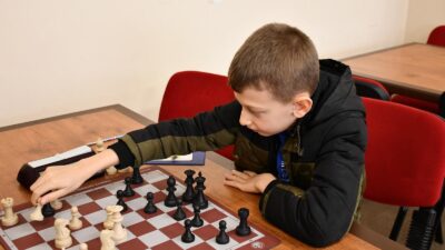 Üç farklı kategoride kıyasıya mücadele edildi Turnuva; 12 yaş altı,