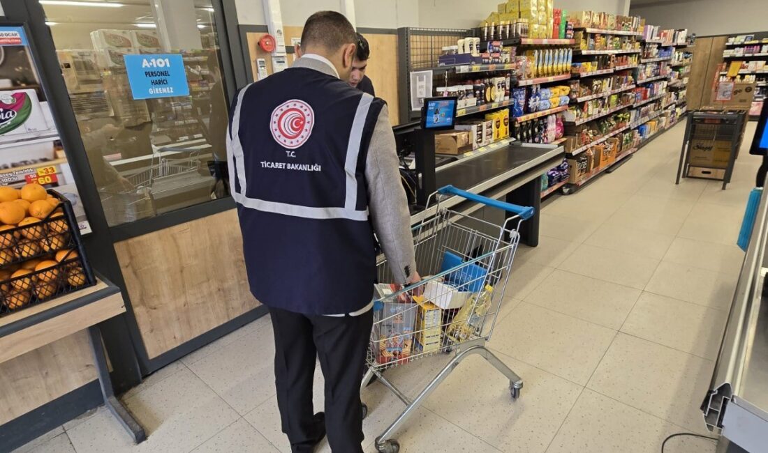 Market rafları ve kasalar mercek altında Ekipler, özellikle iftar ve