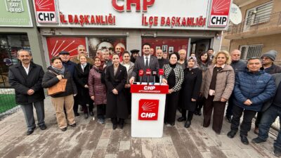 Kayhan, konuşmasında CHP Gençlik Kolları Genel Başkanı Cem Aydın’a verilen