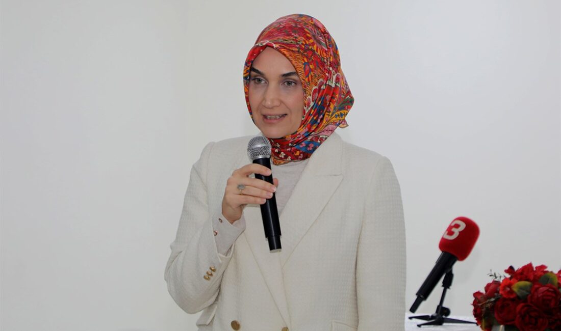 Umre ziyareti süresince Mekke ve Medine’de ibadetlerini gerçekleştirecek olan Vali