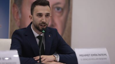 AK Parti Gençlik Kolları Başkanı İntepe, kentteki yol durumuna dikkat