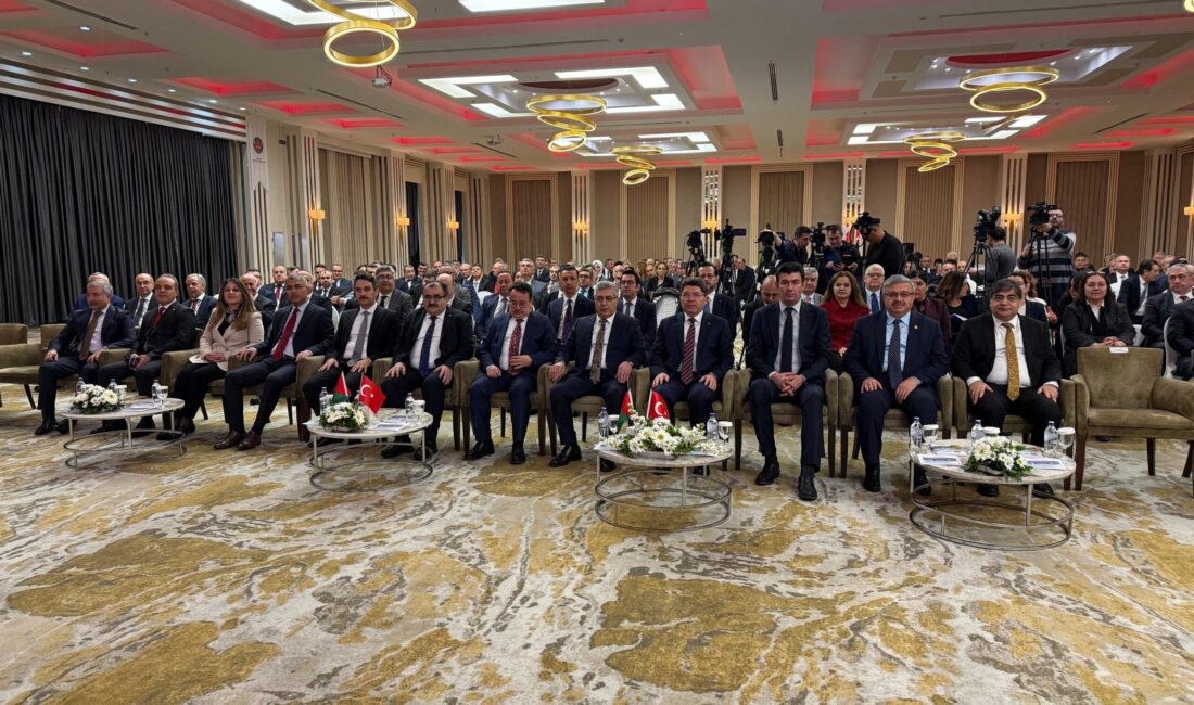 Yargıda Deneyim Ve Bilgi Paylaşımı Etkinlik, saygı duruşu ve İstiklal