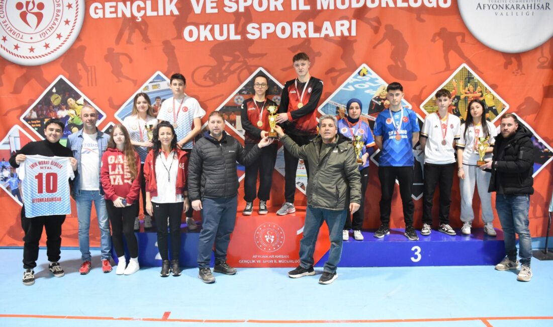 Genç sporcuların kupa mücadelesi Fair-play ruhunun ön planda tutulduğu müsabakalarda,