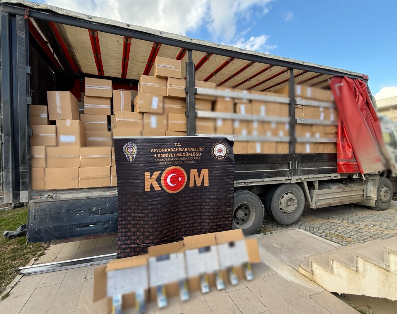 AFYONKARAHİSAR – Afyonkarahisar'da 6 milyon 500 bin sahte bandrollü makaron