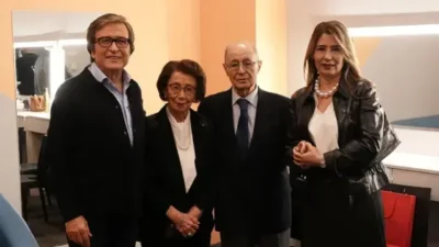 Konserin ardından Ahmet Necdet Sezer, kuliste Erol Evgin ile bir