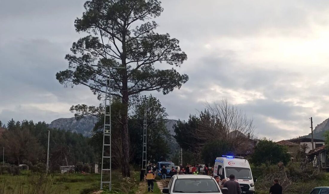 Hareket halindeki araçtan düştü Olay, Serik ilçesi Akbaş Mahallesi Gökçeler