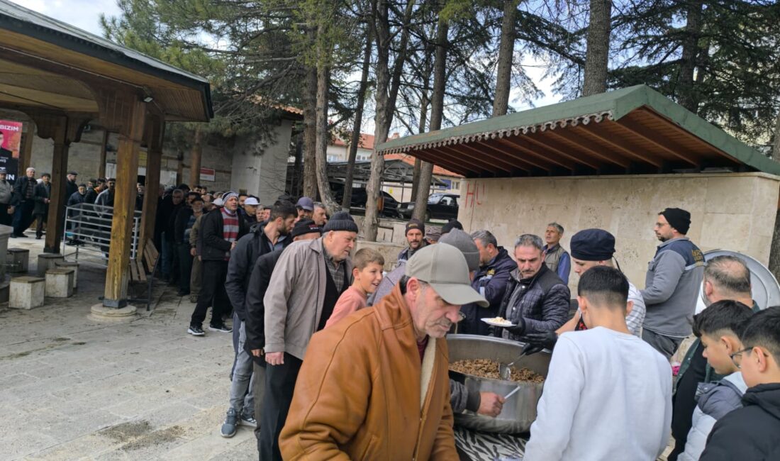 Baba ocağında Mevlid-i Şerif programı Şehit İbrahim Imış’ın hatırasını yaşatmak