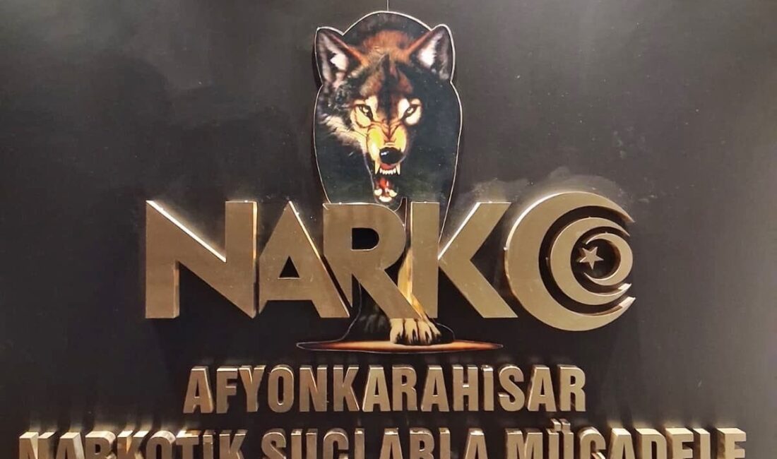 Şüpheli araçtan emdirilmiş uyuşturucu çıktı Asayiş ve trafik uygulaması sırasında