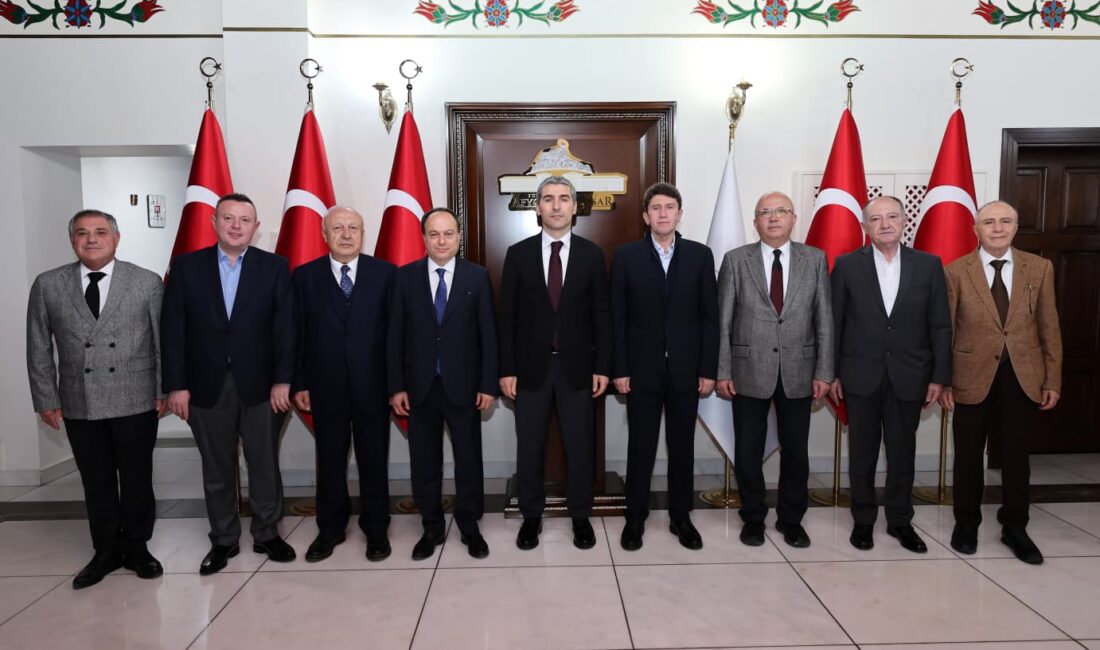 Gerçekleştirilen ziyarete; Afyon Eğitim Vakfı Yönetim Kurulu Başkanı Hüsnü Serteser