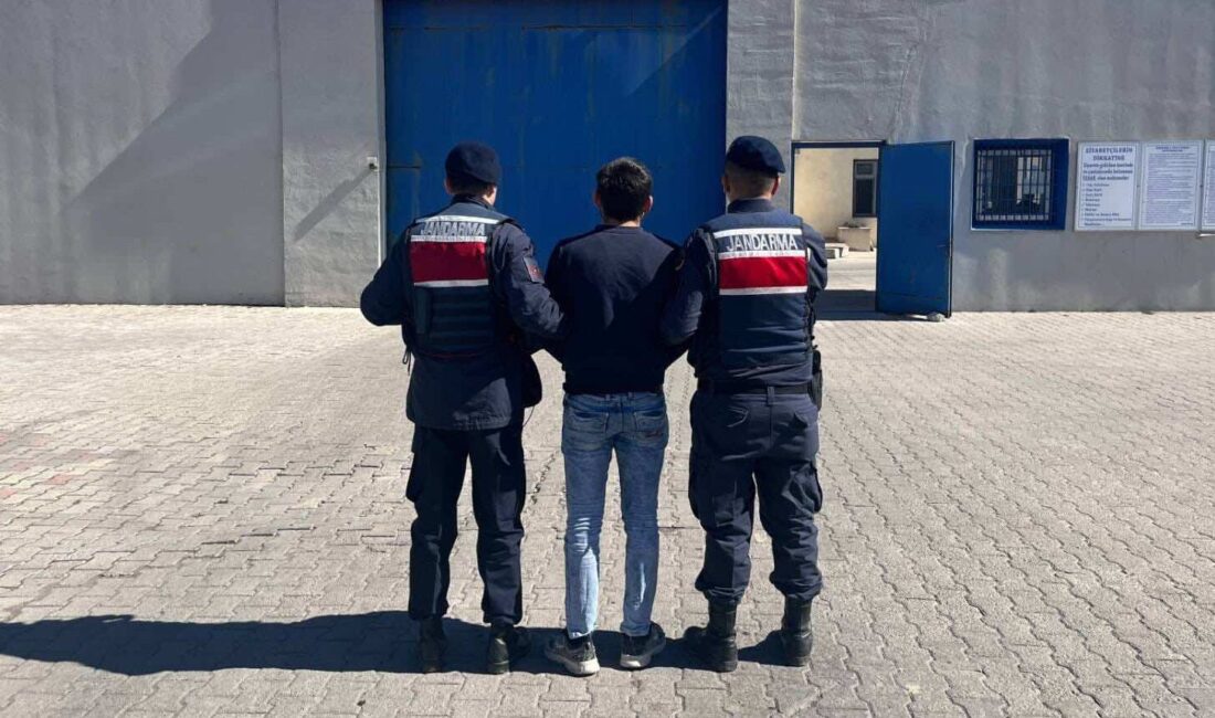 Edinilen bilgilere göre jandarma ekipleri, Sülümenli beldesinde gerçekleştirdiği çalışmalar sırasında