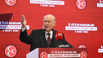 MHP Genel Başkanı Devlet Bahçeli, il ve ilçe başkanlarının katılımıyla