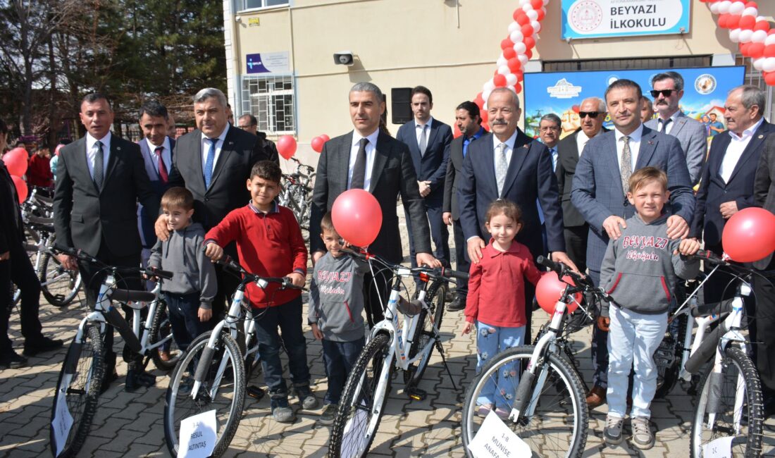 Erdem, Değer, Eylem Modeli kapsamında Beyyazı İlkokulunda düzenlenen “Değerlerine Bağlan