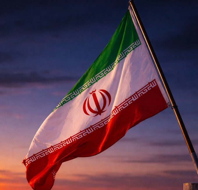 ABD üslerine elektrik sağlayan ülkeler hedefte Devrim Muhafızları’ndan yapılan açıklamada,