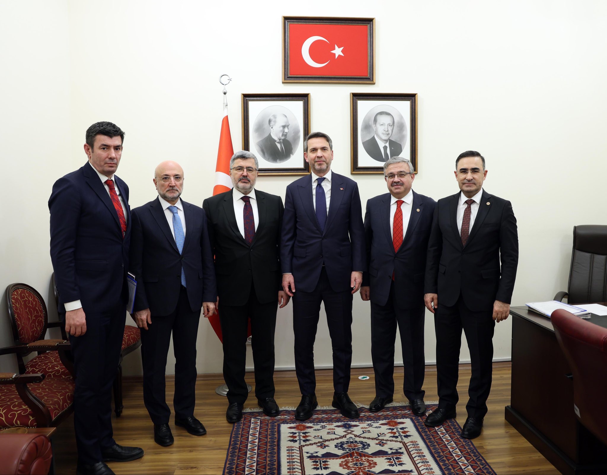 Afyonkarahisar heyetinden Enerji Bakanı Bayraktar’a kritik ziyaret