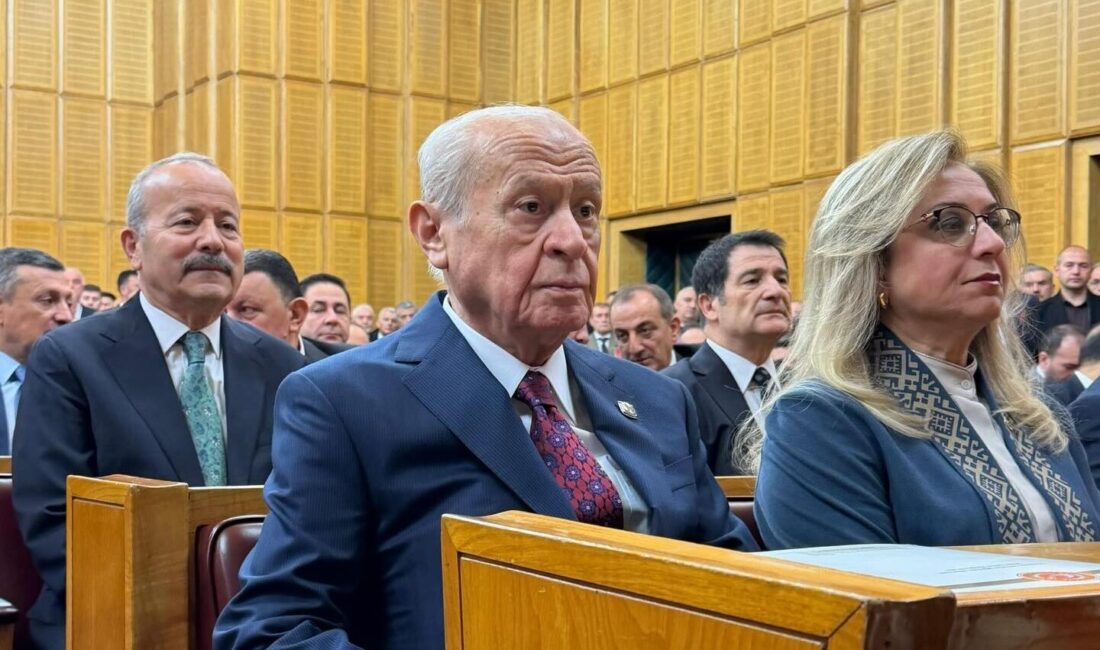 MHP Lideri Devlet Bahçeli’nin konuşması öncesinden olan kare için Taytak,