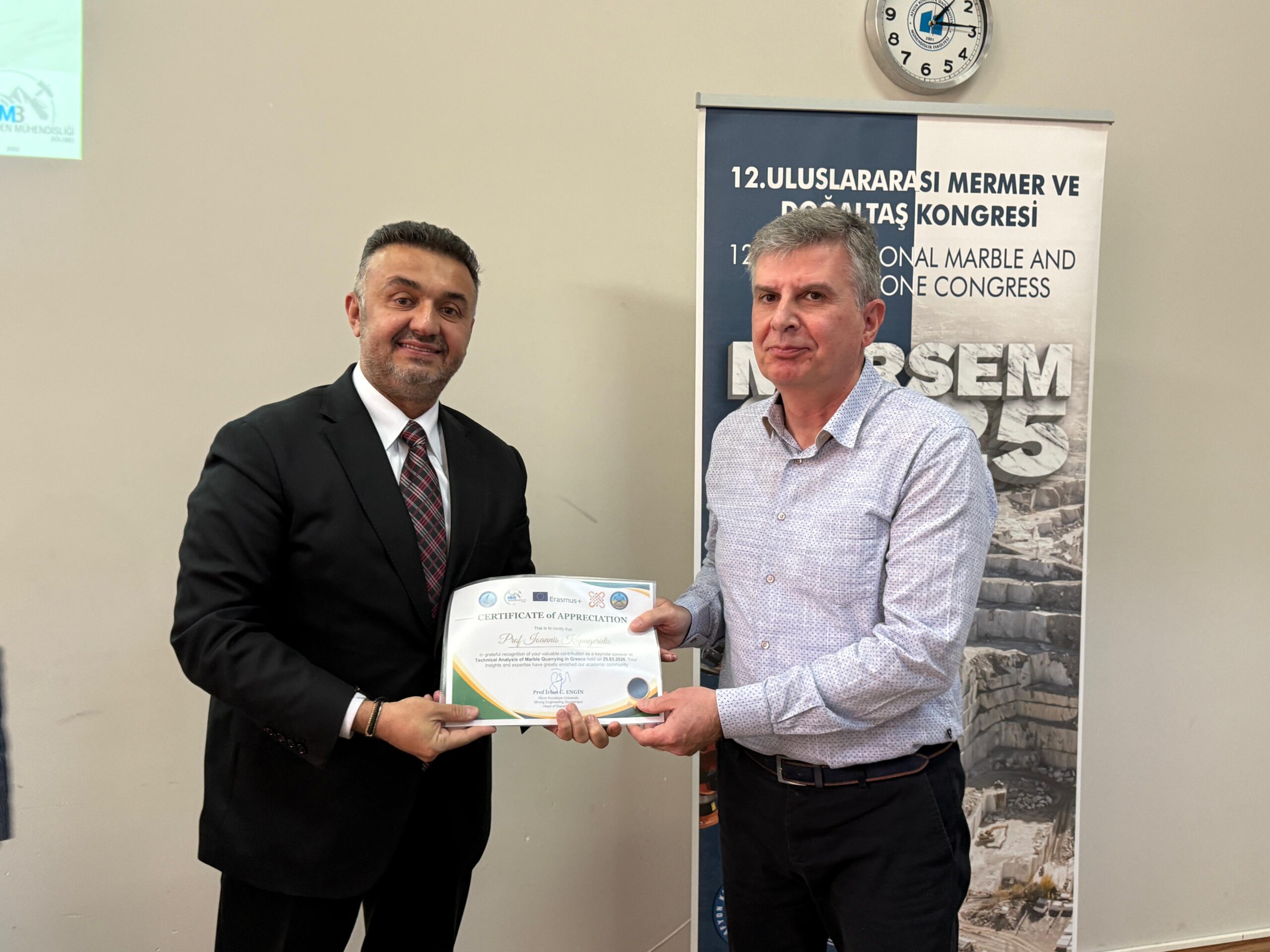Mermerin başkentinde akademik buluşma