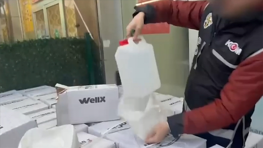 İstanbul Emniyet Müdürlüğü Kaçakçılık Suçlarıyla Mücadele Şube Müdürlüğü ekipleri, sahte