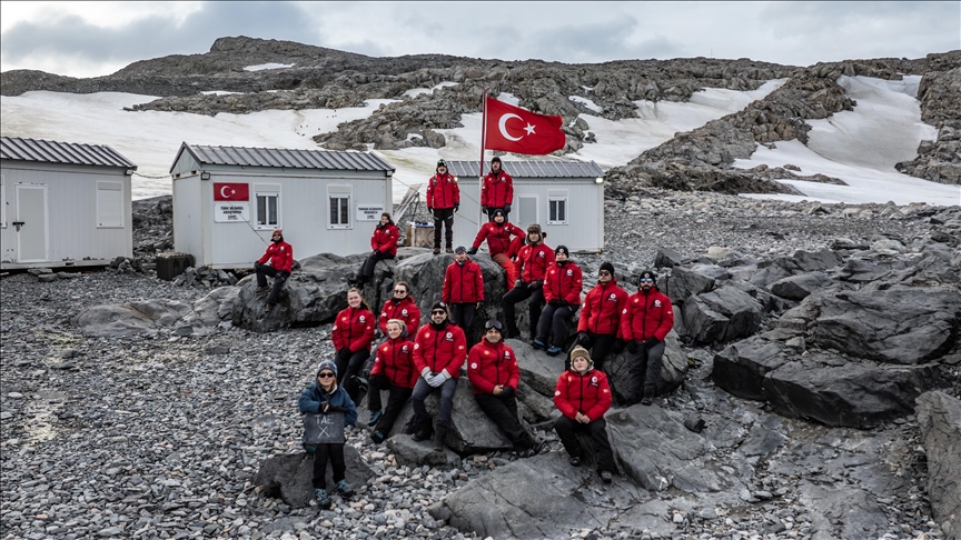 Cumhurbaşkanlığının himayesinde, Sanayi ve Teknoloji Bakanlığının uhdesinde ve TÜBİTAK Kutup