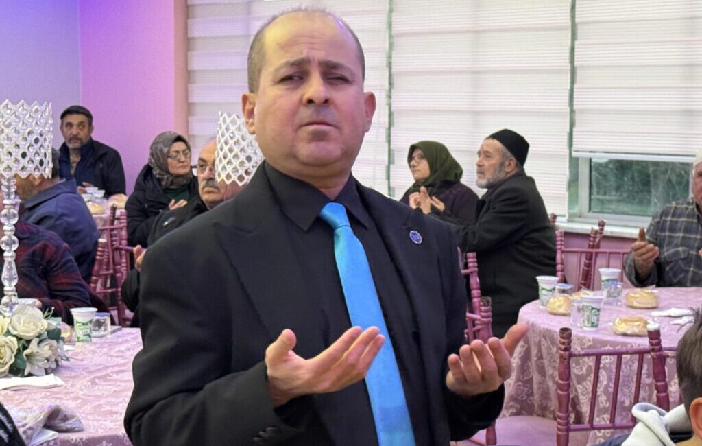 Altınokta Körler Derneği Afyonkarahisar Şubesi’nin ev sahipliğinde düzenlenen akşamda, dernek