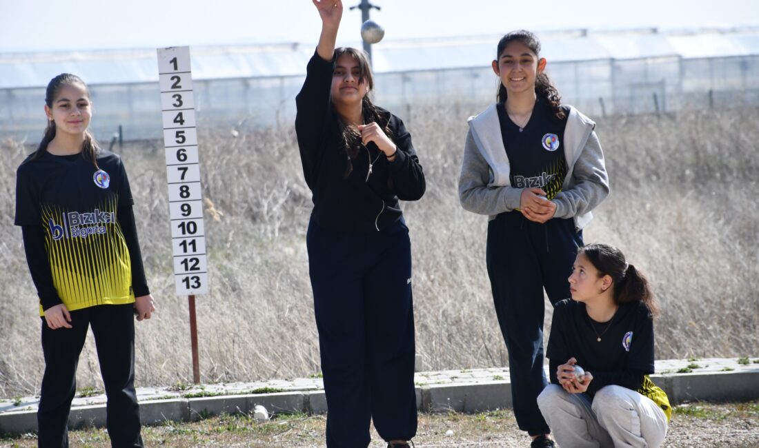 Müsabakalar sonucunda kızlar kategorisinde Karaaslan Ortaokulu birinci, Osmanköy Ortaokulu ikinci,