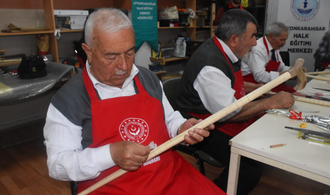 - Proje koordinatörü Abdullah Koçyiğit:
- "Amacımız, gazilerimizi sanatla buluşturmak ve