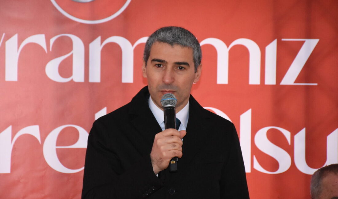 AFYONKARAHİSAR (AA) – Afyonkarahisar Valiliğince, Ramazan Bayramı dolayısıyla bayramlaşma programı