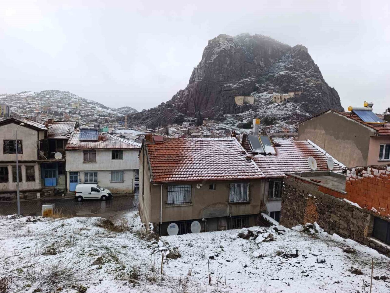 Afyonkarahisar’da kar yağışı