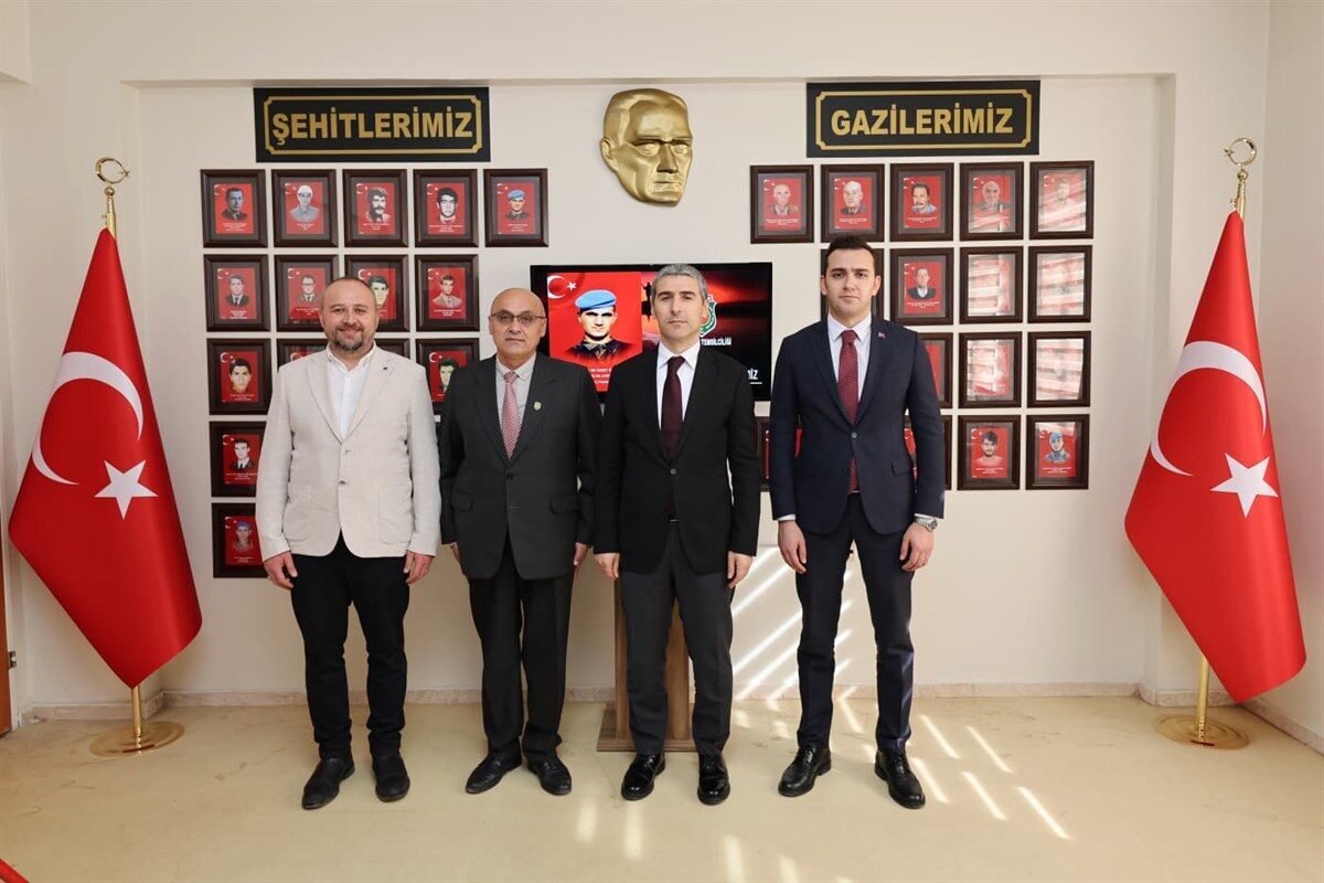 AFYONKARAHİSAR (AA) – Afyonkarahisar Valisi Naci Aktaş, Sultandağı ilçesinde "Sultandağı'nın