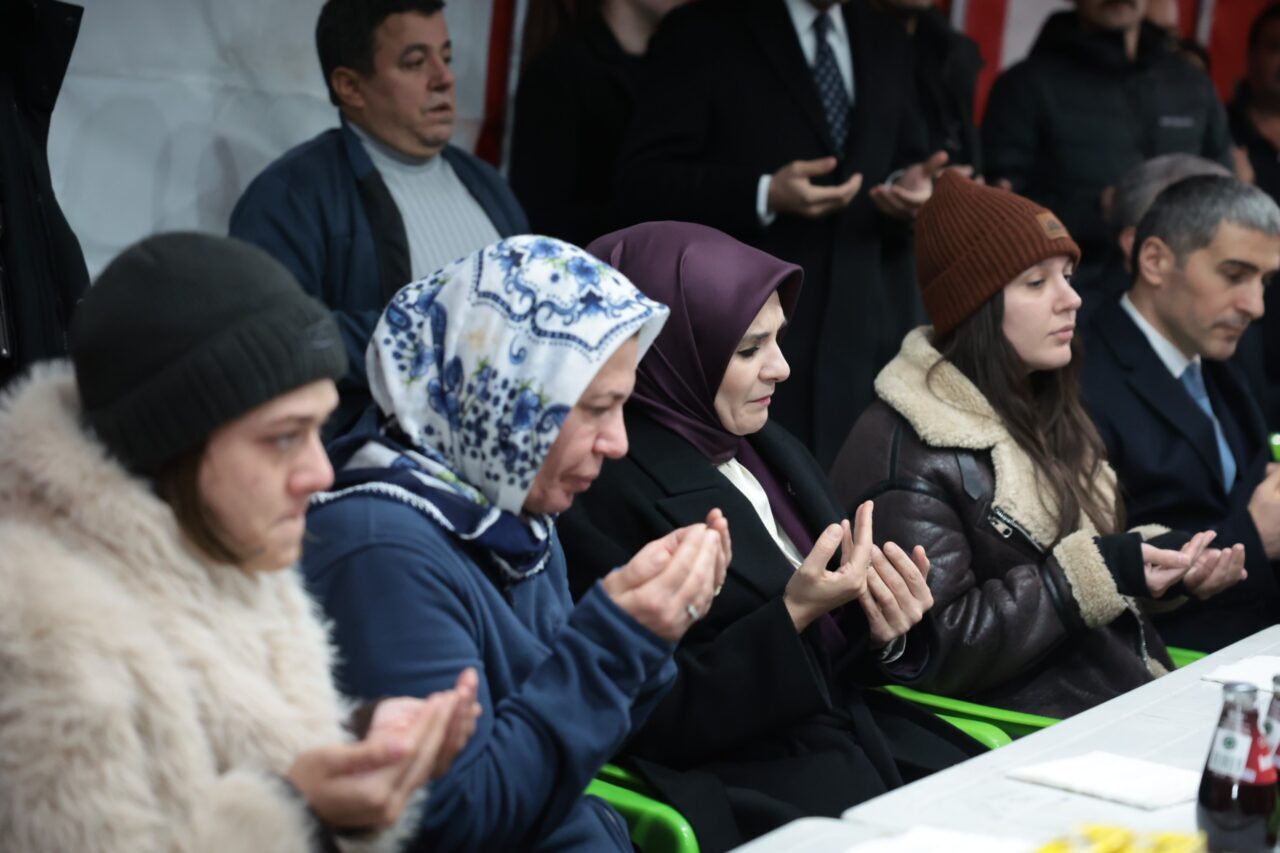 AFYONKARAHİSAR (AA) – Aile ve Sosyal Hizmetler Bakanı Mahinur Özdemir