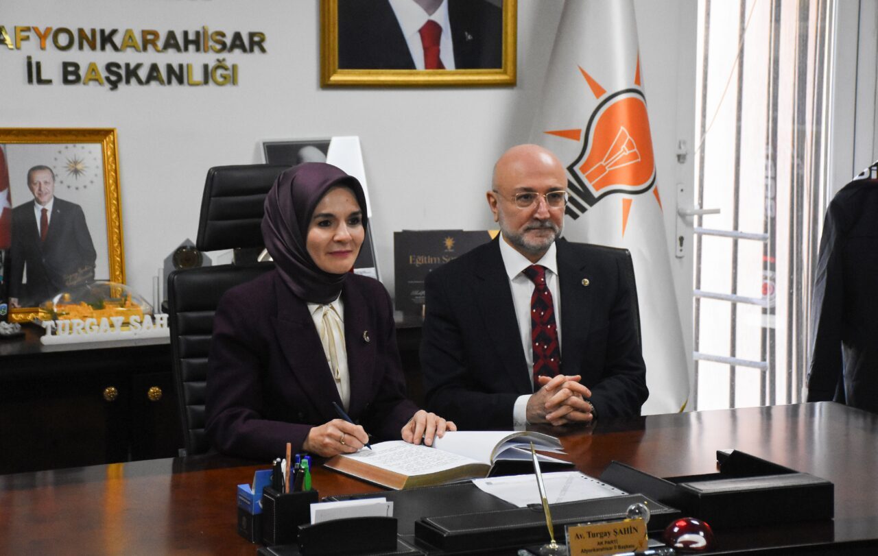 - "Bizler hiç kimseyi geride bırakmayan anlayışla her zaman vatandaşın