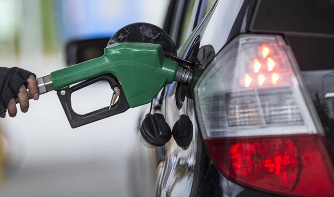 Küresel petrol piyasalarında yaşanan hareketlilik, Türkiye’deki akaryakıt pompa fiyatlarını doğrudan